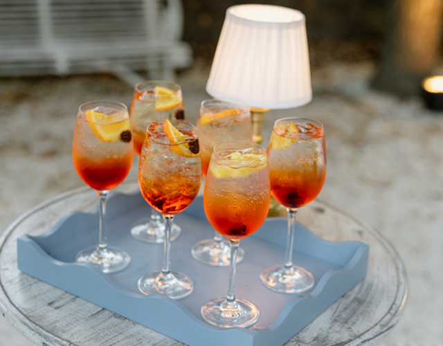 Providing bar service options for Charleston events