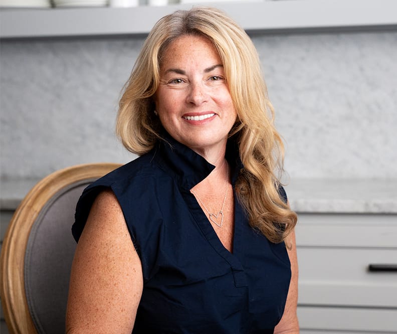 Portrait of staff member Jenn